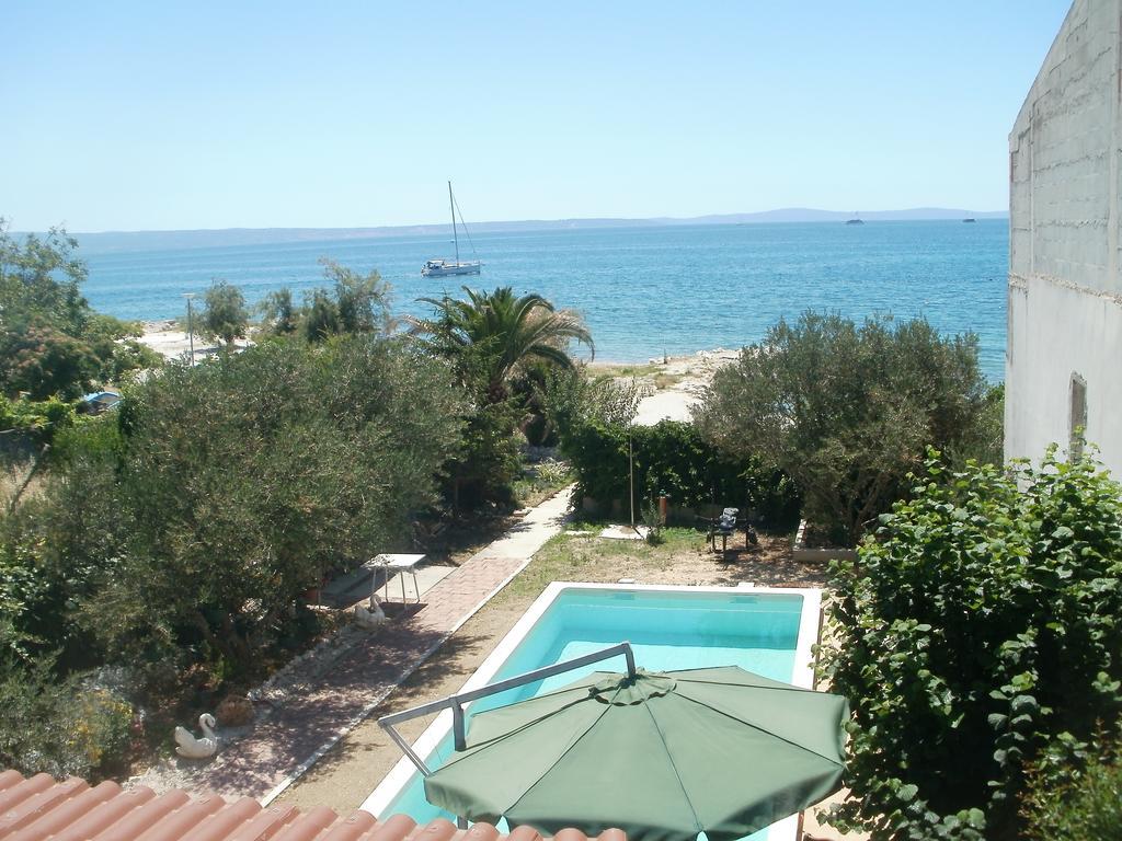 Beach Apartments Toni Podstrana Luaran gambar